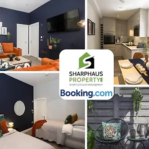 Hidden 2-bed Oasis With Courtyard Garden By Sharphaus Short Lets & Serviced Management Apartment Brighton